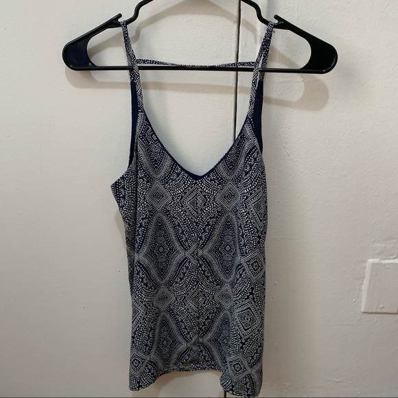 H&M flowy tank top - Picture 2 of 4